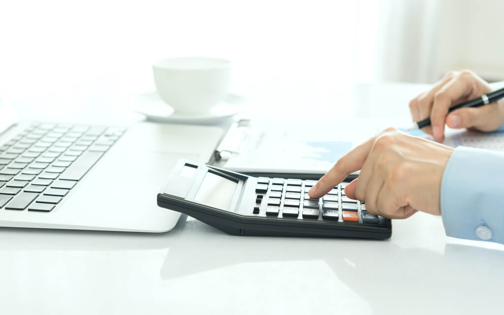 ¿Cómo impactan los intereses a los productos de ahorro?